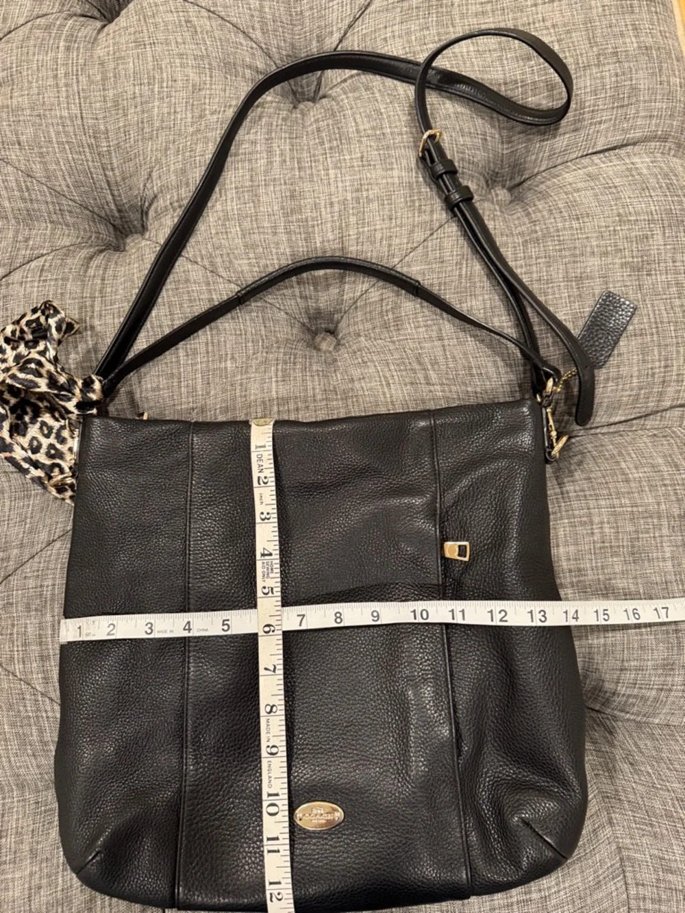 Coach Isabelle Black Pebbled Leather Shoulder Hobo Crossbody Bag - Picture 17 of 17